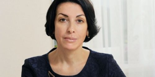 САВИНОВА РАССКАЗАЛА ПРО ОБЪЕДИНЕНИЕ ЦРБ И “ВОЛШЕБНЫЙ ПИНОК” МИНЗДРАВА