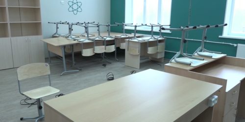 В СЕЛЕ РЕКА ДЕМА ПОЯВИЛАСЬ ШКОЛА НОВОГО ОБРАЗЦА, ОСНАЩЕННАЯ ПО ПОСЛЕДНЕМУ СЛОВУ ТЕХНИКИ